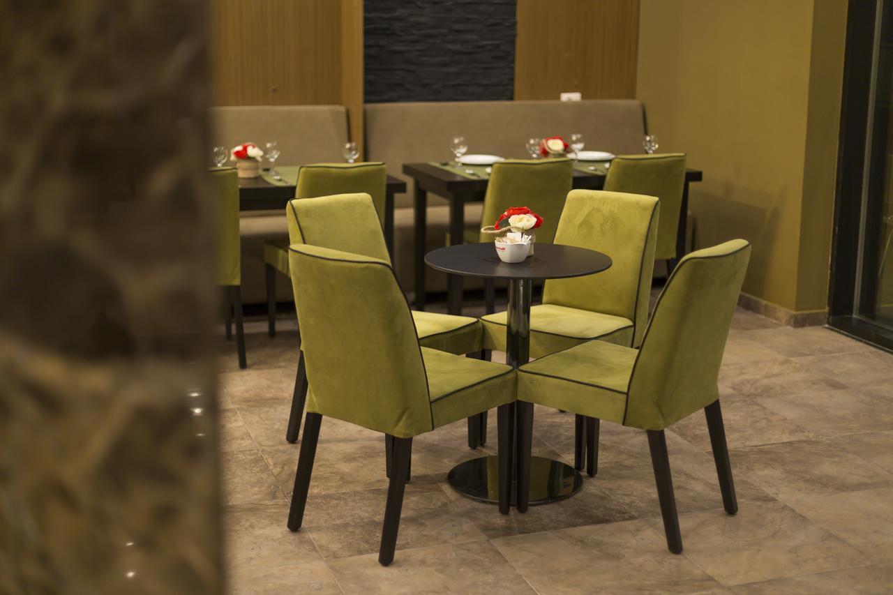 Sun Hotel Дуррес Экстерьер фото