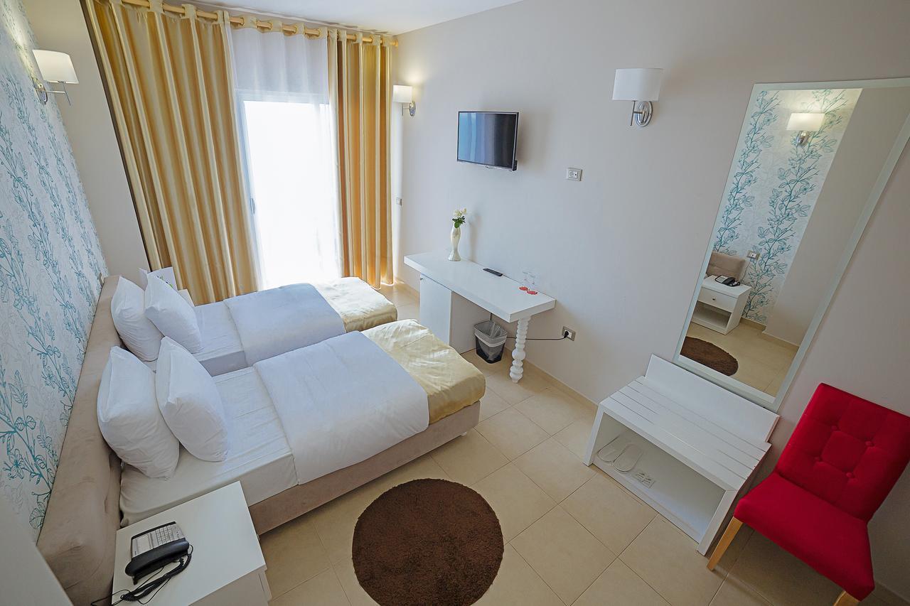 Sun Hotel Дуррес Экстерьер фото